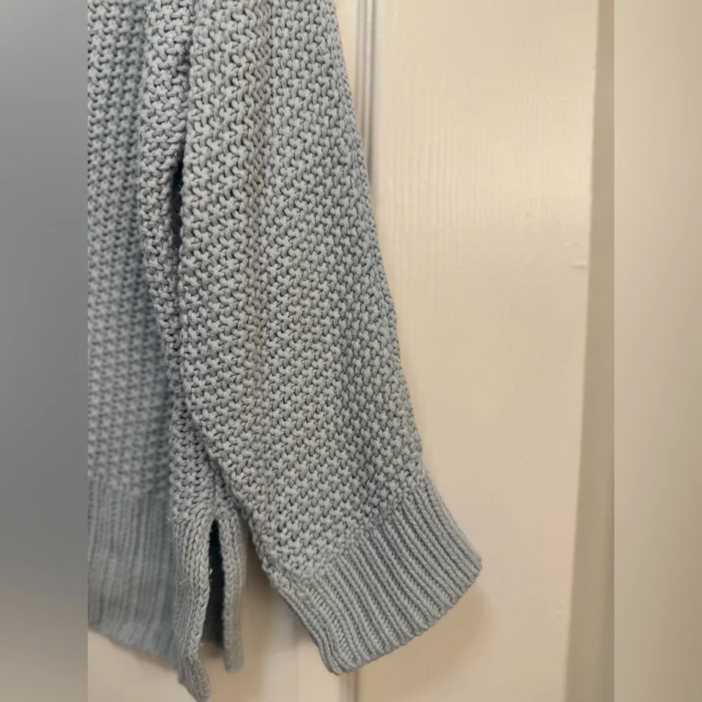 Lucky Brand V-Neck Sweater - Picture 6 of 12